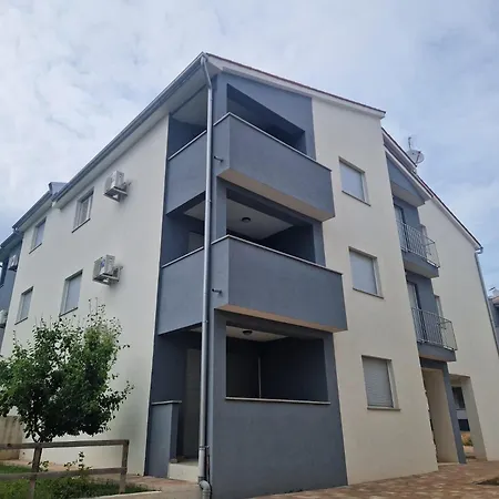 Lägenhet La Perla Di